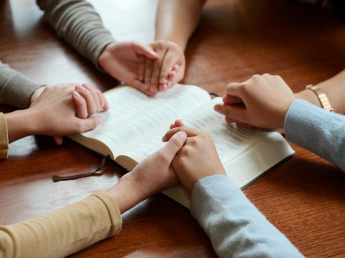 Christian life crisis prayer to god. Christian Bible Study Concepts.